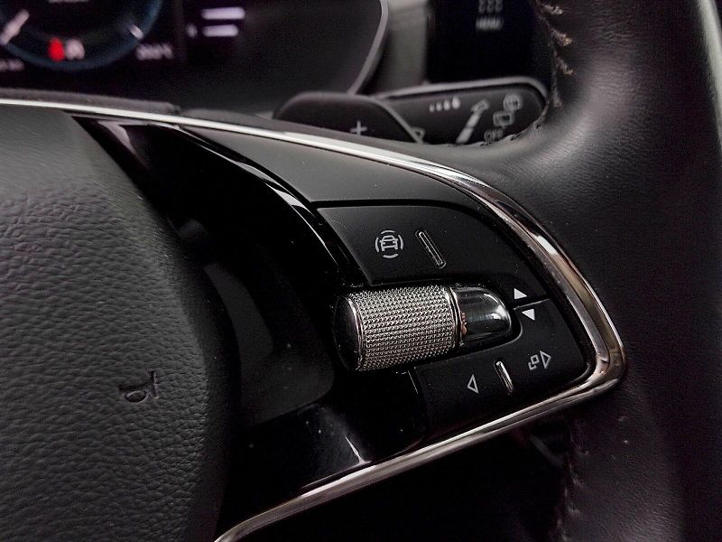 Škoda Octavia (2023) Combi Ambition 2,0 Tdi 110 kw - fotka 30 z 36