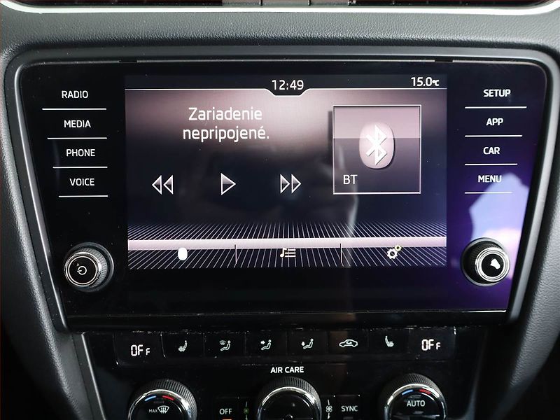 Škoda Octavia (2017) 1.4 TSI, Tempomat - fotka 18 z 22