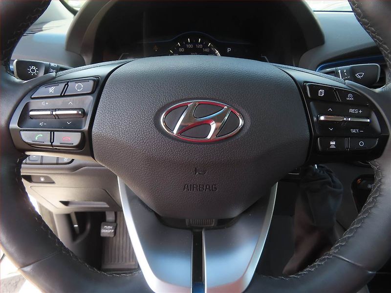 Hyundai Ioniq (2017) Hybrid, Automat, Serv.kniha - fotka 20 z 21