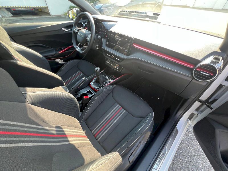 Škoda Fabia (2025) Monte Carlo 1.0TSi 85kW 6°manu - fotka 20 z 30