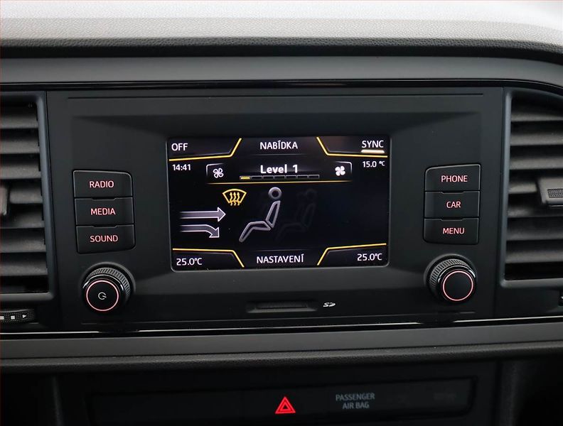 Seat Leon (2016) 1.2 TSI, Serv.kniha, Tempomat - fotka 15 z 18