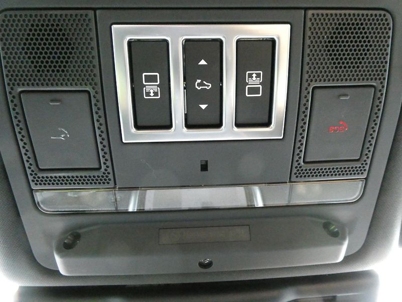 Land Rover Discovery (2026) 5 3,0  Dynamic HSE D350 - fotka 38 z 44