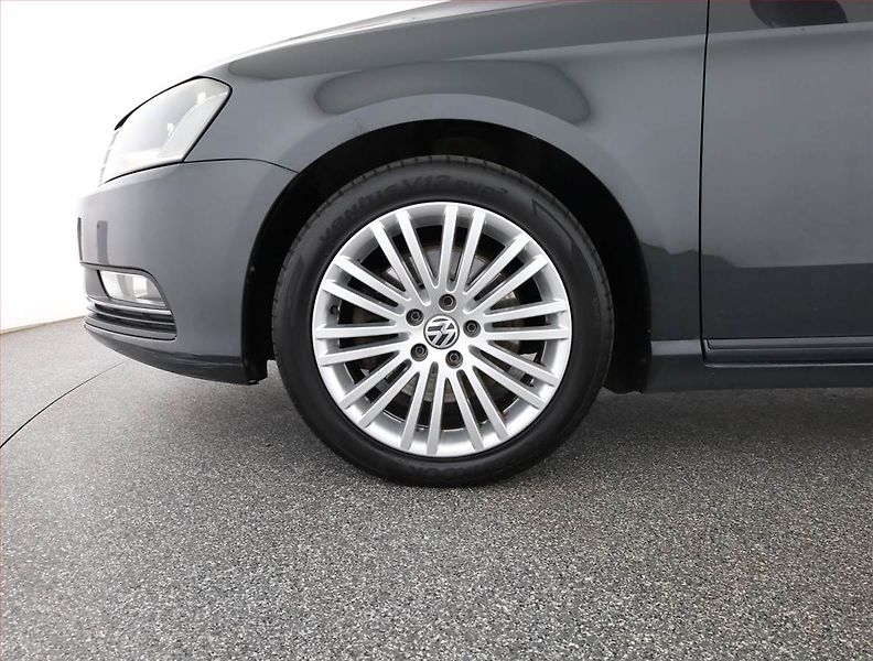Volkswagen Passat (2012) Comfortline 2.0 TDI, Tempomat - fotka 14 z 14