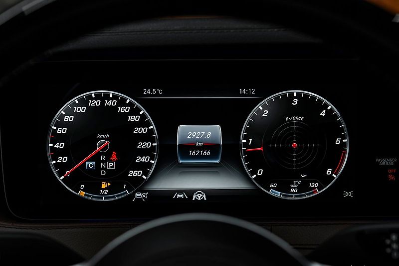 Mercedes-Benz Třídy S - fotka 10 z 23