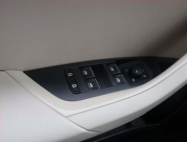 Škoda Karoq (2017) Style Plus 1.5 TSI - fotka 20 z 26