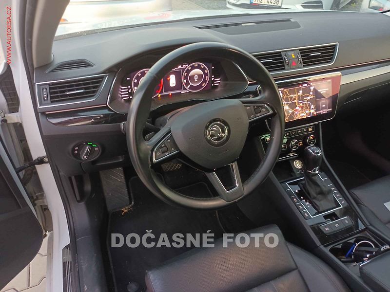 Škoda Superb (2019) 2.0TSi 4x4, ČR, DSG - fotka 3 z 3