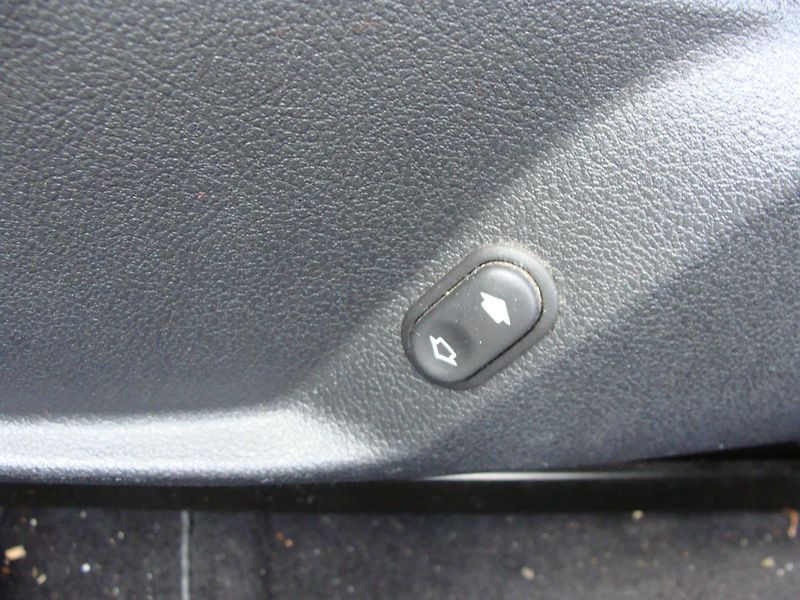 Ford Mondeo 2.0 TDCi, 103 kW, klimatizace - fotka 26 z 31
