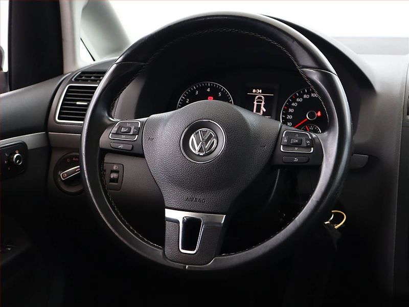 Volkswagen Touran (2012) 1.4 TSI, Tempomat - fotka 13 z 15