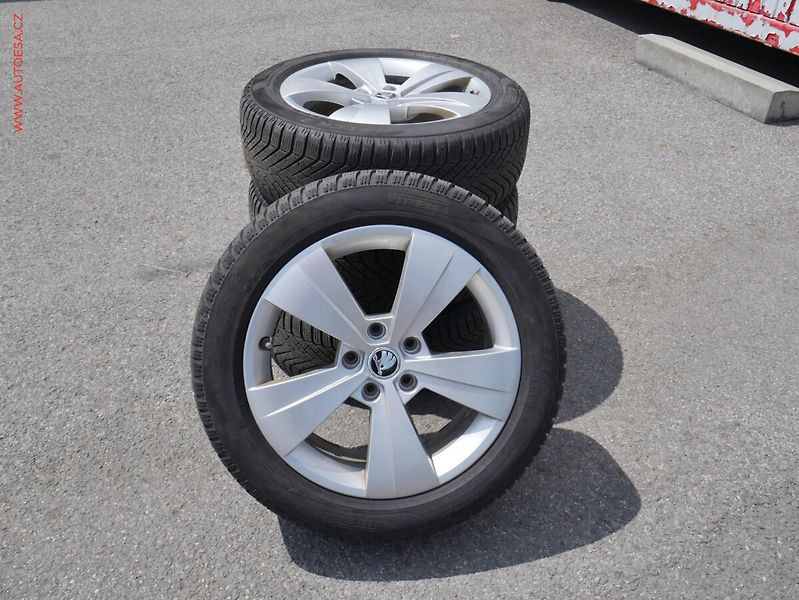 Škoda Superb (2019) 2.0 TDI 4x4, 2.maj,ČR, L&K - fotka 24 z 24