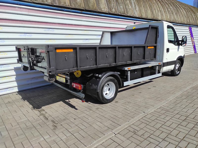 Iveco Daily 3,0 35S18 HÁK,nosič kontejneru - fotka 4 z 23