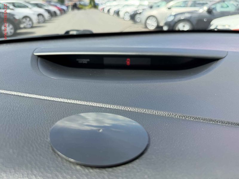 Kia Ceed (2014) 1.6GDi, ČR, Bixen - fotka 13 z 18