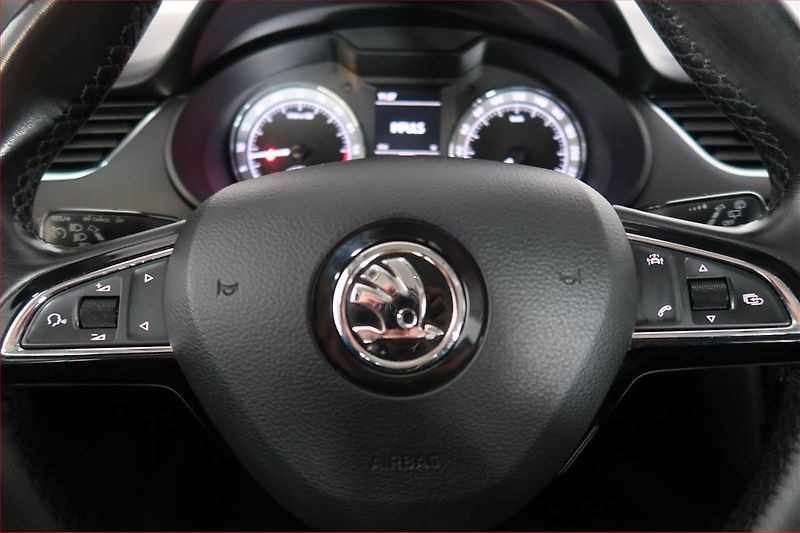 Škoda Octavia (2017) Style 2.0 TDI, Tempomat - fotka 17 z 19