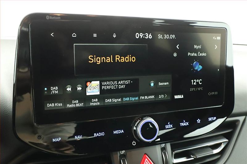 Hyundai i30 (2021) N-Line 1.5 T-GDI MHEV - fotka 10 z 17