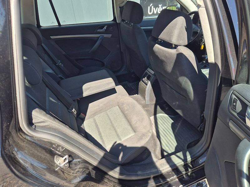 Škoda Octavia 2.0TDi 103kW AUTOMAT, nová STK - fotka 20 z 25