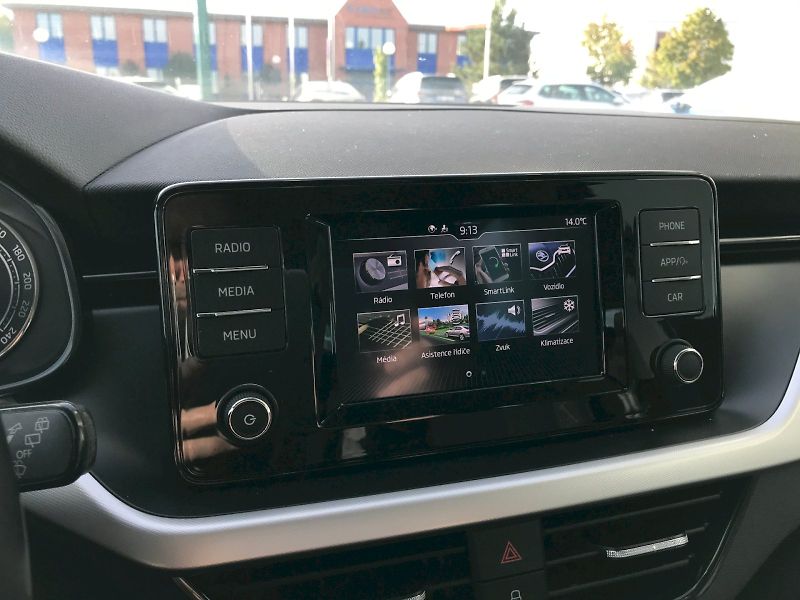 Škoda Scala (2021) AMB TS 81/1.0 M6F - fotka 21 z 24