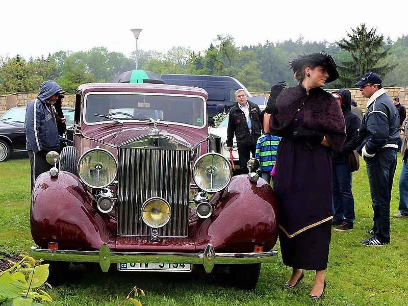 Sraz luxusních vozů Rolls-Royce a Bentley.