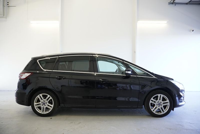 Ford S-MAX 2.0 ECOBOOST,7MÍST,138 000KM! - fotka 5 z 27