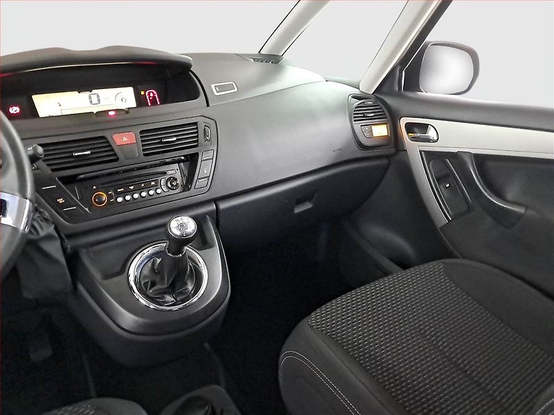 Citroën C4 Picasso (2012) 1.6 VTi, 7 míst, Tempomat - fotka 8 z 20