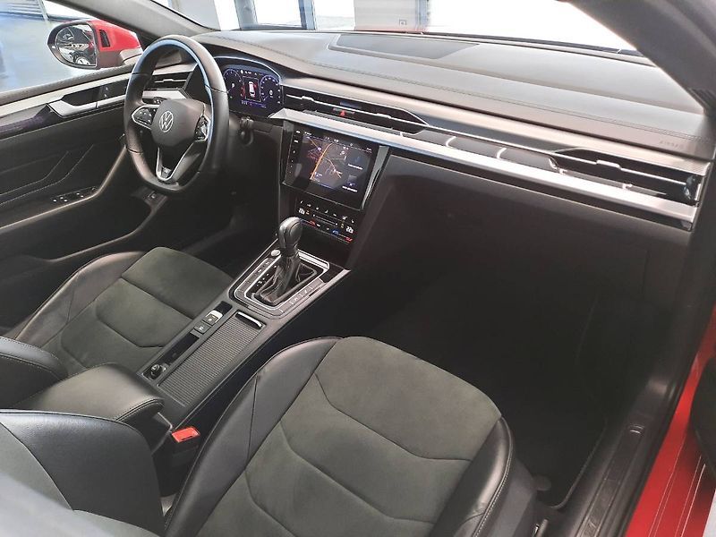 Volkswagen Arteon Shooting Brake (2022) R-Line 2.0 TSI (140kW/190k) DS - fotka 10 z 34