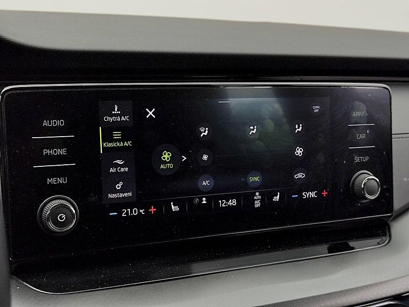 Škoda Octavia (2023) Combi Ambition Plus 2,0 Tdi 85 - fotka 12 z 30