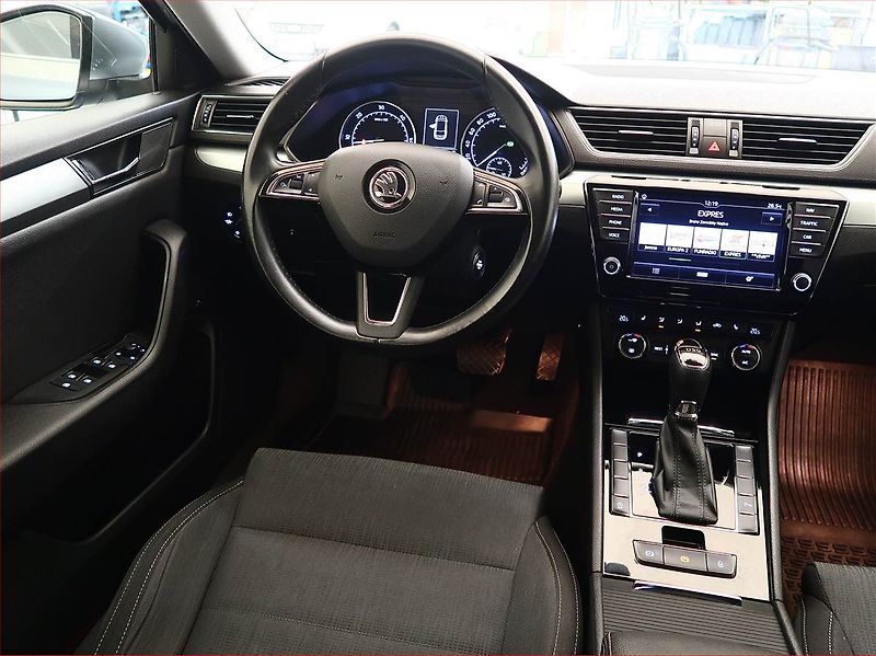 Škoda Superb (2016) Ambition Plus 2.0 TDI, Automat - fotka 7 z 19