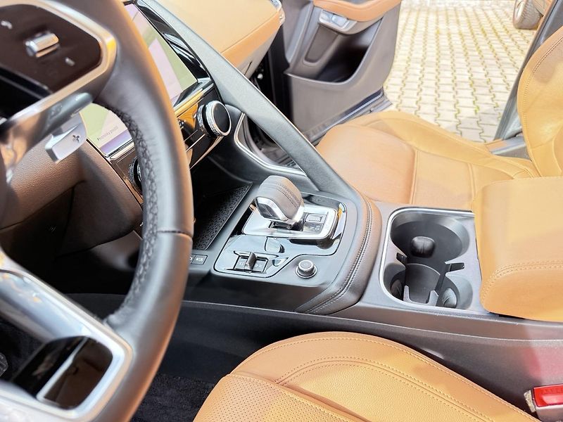 Jaguar E-Pace (2021) 2.0D,4WD,FACELIFT,ZÁRUKA - fotka 13 z 56