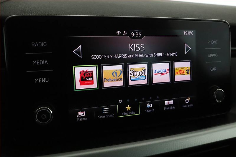 Škoda Scala (2020) Style 1.5 TSI, Tempomat - fotka 9 z 14