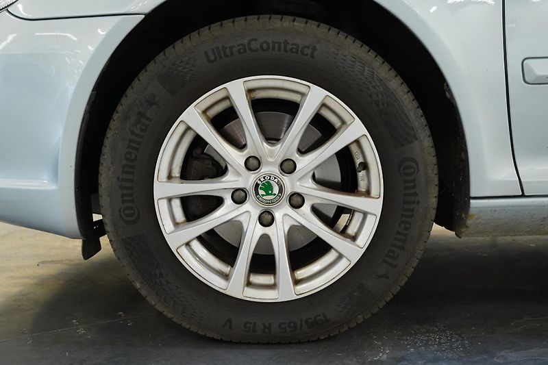 Škoda Octavia - fotka 10 z 21