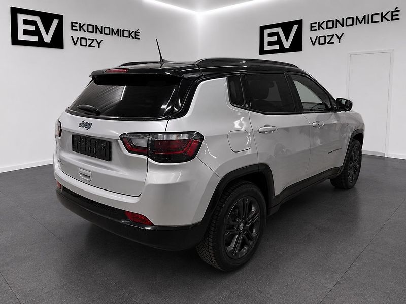 Jeep Compass (2022) 1.3 T4 PHEV 190CV 80 ANNIVERS. - fotka 6 z 55