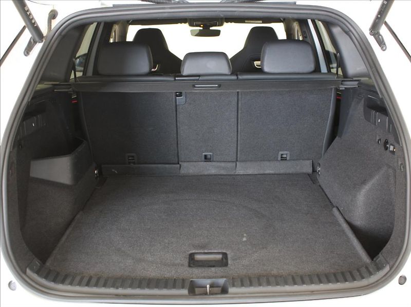 Škoda Kodiaq 2,0 TDI 4x4 Sportline 20tkm.TZ - fotka 29 z 35
