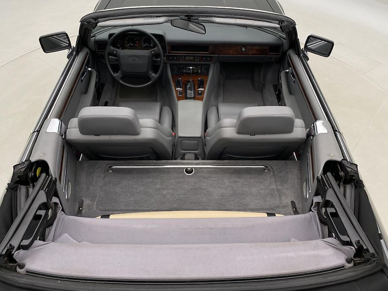Jaguar XJS CONVERTIBLE 4.0 R6 AUT 1.maj - fotka 32 z 42