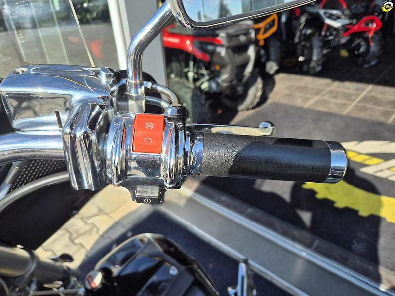 Honda GL 1500 CD (1999) GL 1500 CF Valkyrie - fotka 19 z 22
