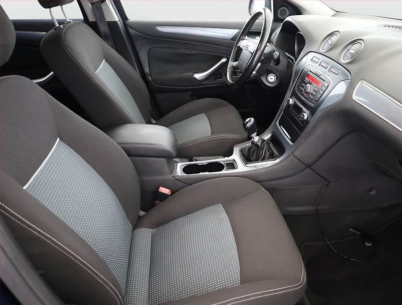 Ford Mondeo (2011) 2.0 TDCi, Serv.kniha, nová STK - fotka 7 z 14