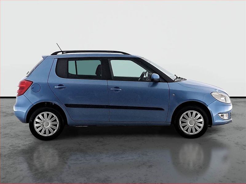 Škoda Fabia (2013) 1.2 12V, nová STK - fotka 6 z 16