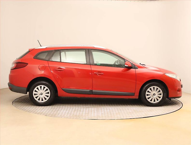 Renault Mégane (2010) 1.5 dCi, po STK, v provozu - fotka 6 z 16