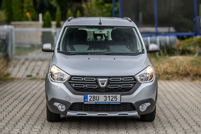 Dacia Lodgy - fotka 2 z 19