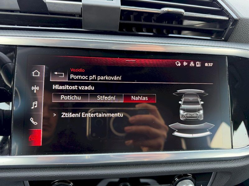 Audi Q3 (2023) 35 TFSI 110kW - fotka 23 z 35