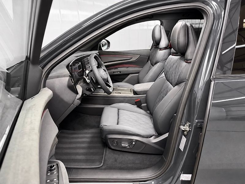 Audi Q7 (2026) TDI 220 KW QUATTRO S-LINE, WEB - fotka 10 z 39