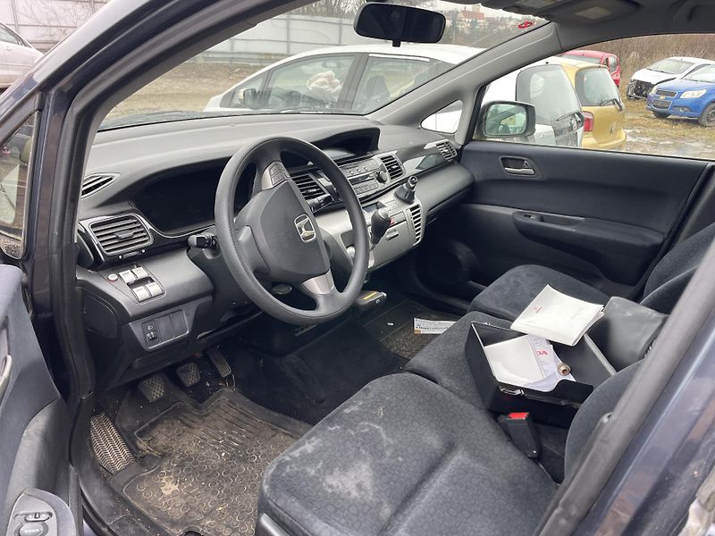 Honda FR-V (2005) 1.7 92Kw NÁHRADNÍ DÍLY - fotka 6 z 7
