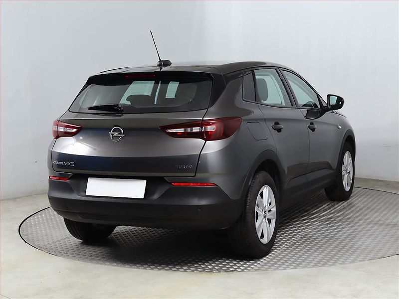 Opel Grandland X (2018) 1.2 Turbo, ČR,1.maj - fotka 5 z 19