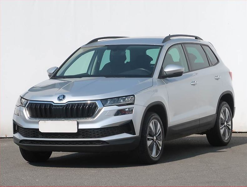 Škoda Karoq (2023) 1.5 TSI, digi klima - fotka 2 z 23