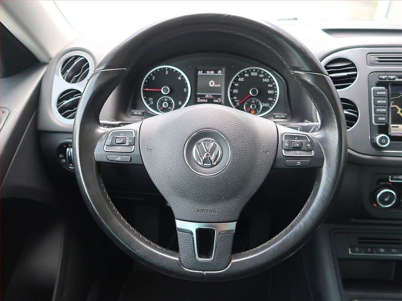 Volkswagen Tiguan (2013) Sport&Style 2.0 TDI, 4X4 - fotka 16 z 18