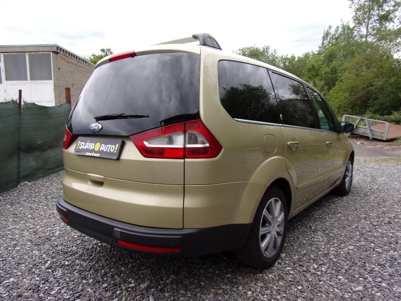 Ford Galaxy (2007) 2.0TDCi 103kW GHIA 7MÍST PANOR - fotka 5 z 25