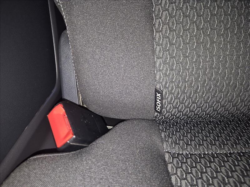 Volkswagen Multivan (2016) 2,0 TDI DSG 110Kw Webasto - fotka 21 z 39