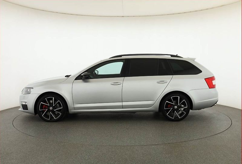 Škoda Octavia (2015) RS 2.0 TDI, Automat, Kůže - fotka 3 z 20