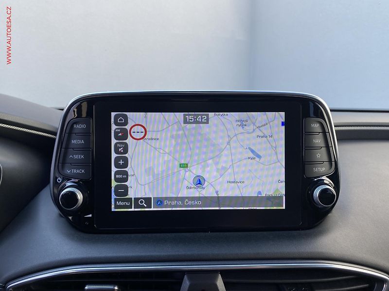Hyundai Santa Fe (2019) 2.2 CRDi 4x4, ČR, AT, LED, TZ - fotka 18 z 21