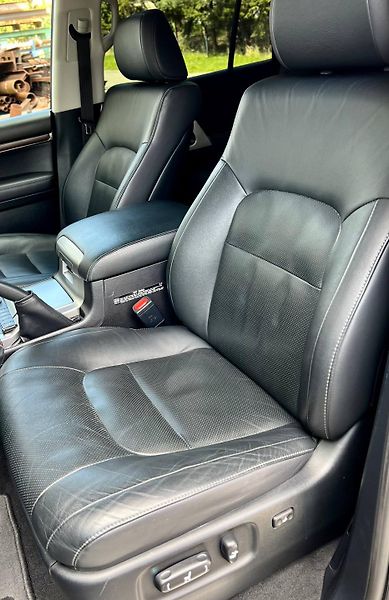 Toyota Land Cruiser (2020) 4.5 V8 DIESEL 2020 – TUNING - fotka 15 z 42
