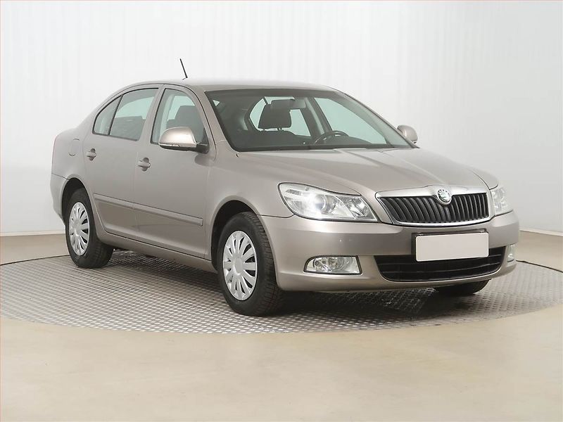 Škoda Octavia (2012) 2.0 TDI, Tempomat - fotografie inzerátu