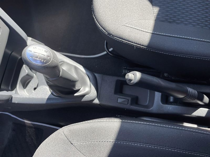 Dacia Sandero (2018) 1.0 SCe,54kW,ČR,Klima - fotka 19 z 28