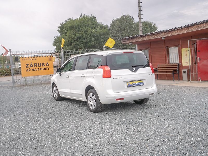 Peugeot 5008 (2013) 2.0HDI 110KW man– 2x PNEU - fotka 7 z 35